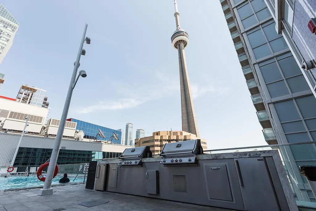 Applewood Suites - Convention Centre & Blue Jays 토론토